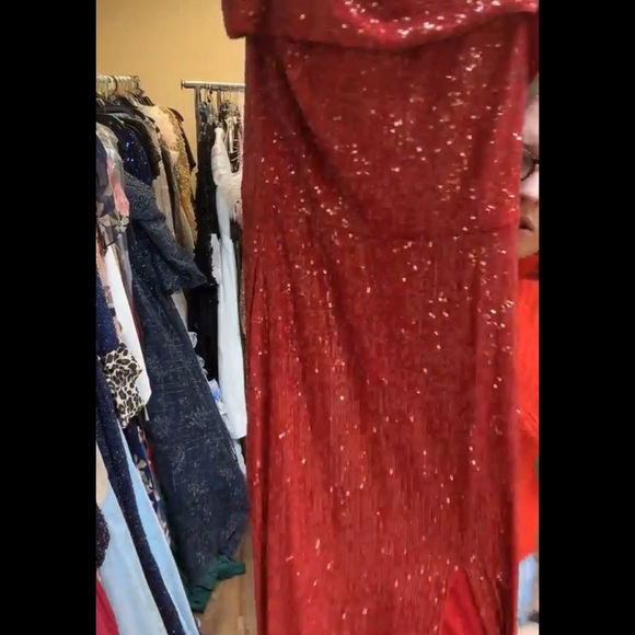 XSCAPE Women's Off-The-Shoulder Red Dress - Picture 7 of 9